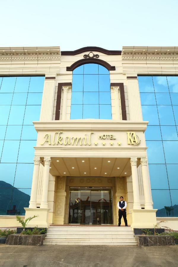 Alkamil Hotel Al Kamil Bagian luar foto